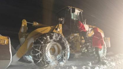 Ağrı-Van hattında kar esareti