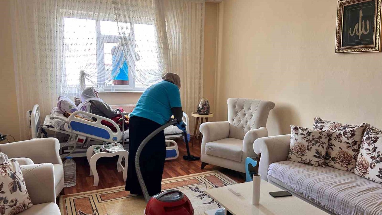 Ağrı’da "Vefa Projesi" kapsamında bin 58 vatandaşa evde temizlik hizmeti