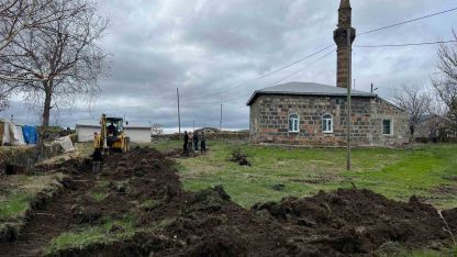 Akyaka’da örnek dayanışma: Minik Asya’dan büyük destek