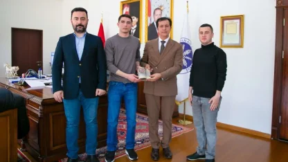 Ardahan Üniversitesi ile Bakü Slav Üniversitesi arasında eğitimde iş birliği ve staj programı