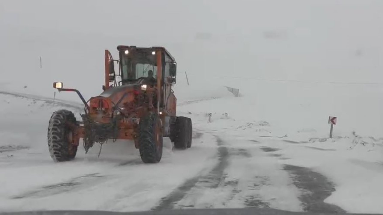Ardahan’ın yüksek kesimlerinde kar ve tipi ulaşımı aksatıyor