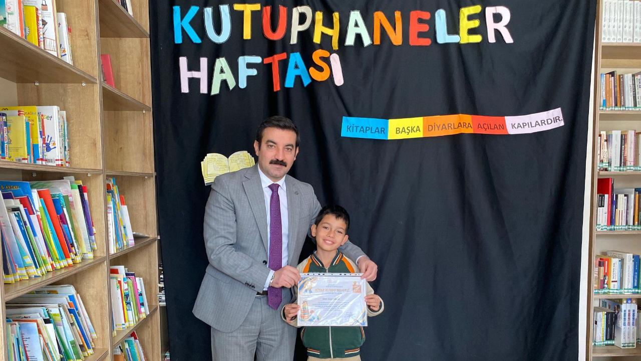 Arpaçay’da kitap sevgisi ödüllerle taçlandı