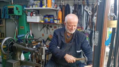 Baba mesleğini ilk günkü özenle 45 yıldır sürdürüyor