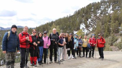 Doğa tutkunlarının bahar yürüyüşü