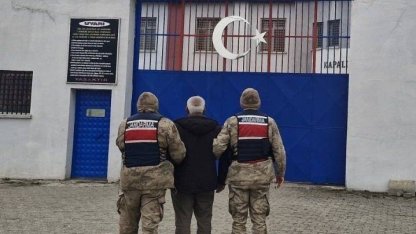 Erzurum’da jandarma ekipleri bir ayda 106 aranan şahsı yakaladı