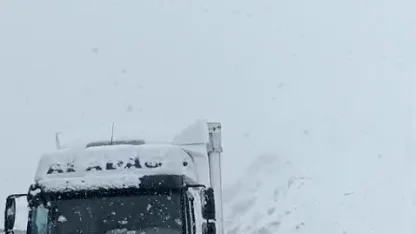 Erzurum’da ulaşıma kar engeli