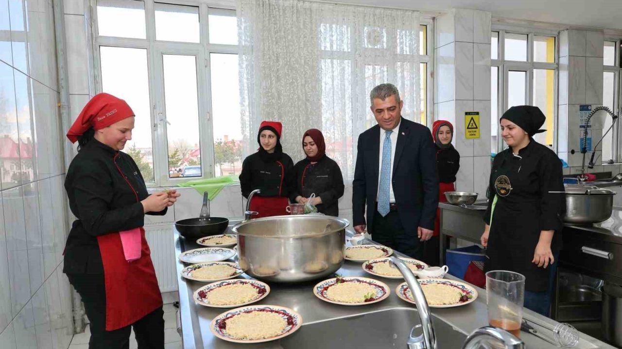 Geleceğin şeflerinden büyük başarı