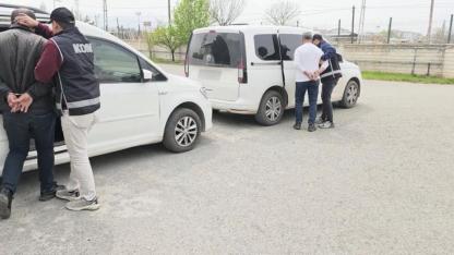 Kuyumculara sahte altın satan 2 şüpheli yakalandı