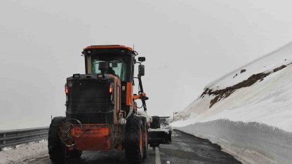 Kapalı olan Ardahan-Ardanuç kara yolu ulaşıma açıldı