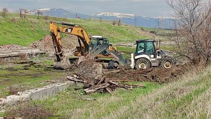 Kars-Gümrü demiryolu hattında çalışmalar başladı