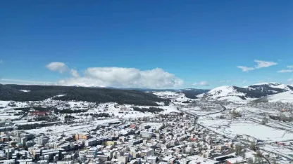 Kars ve Sarıkamış beyaza büründü: Doğu’nun masalsı kış manzarası havadan görüntülendi