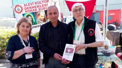 Karslı yazar İzmir Kitap Fuarı’nda okurlarıyla buluştu