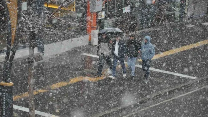 Kars’ta kar ve tipi: 33 köy yolu ulaşıma kapandı