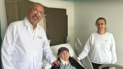 Masada kalır denilen 73 yaşındaki hasta sağlığına kavuştu