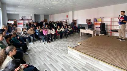 Öğrencilere “Güvenli internet” uyarısı