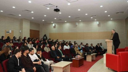 Oltu’da öğrencilere manevi danışmanlık programı