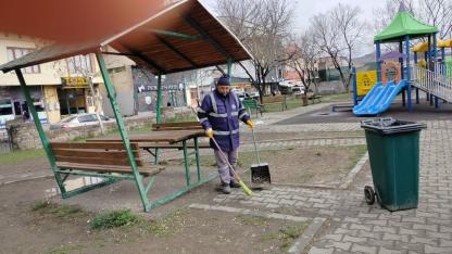 Parklarda bahar mesaisi