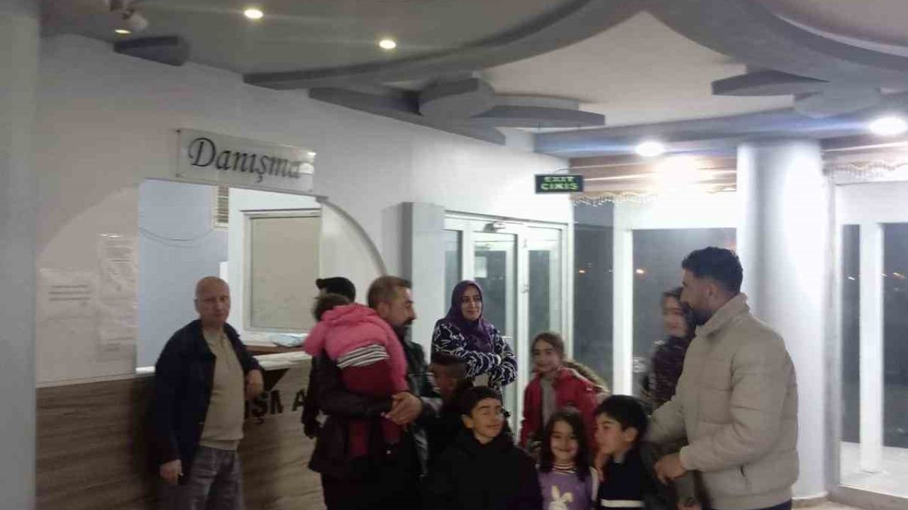 Patnos’ta depremin yaraları sarılıyor