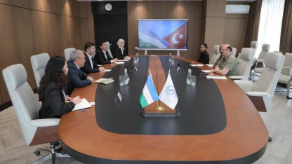 Rektör Hacımüftüoğlu’ndan Özbekistan’da kritik ilaç zirvesi