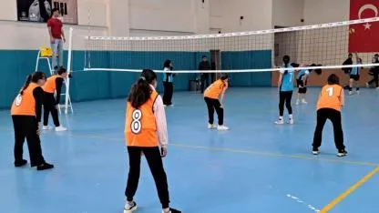 Sarıkamış’ta 23 Nisan coşkusu filelere taşındı