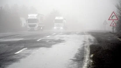 Sis nedeniyle görüş mesafesi otuz metreye kadar düştü