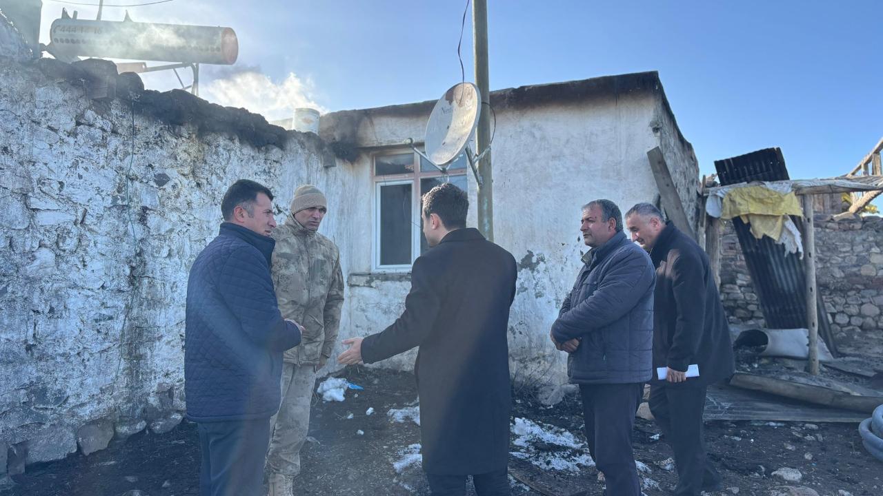 Susuz’da ev yangını sonrası inceleme