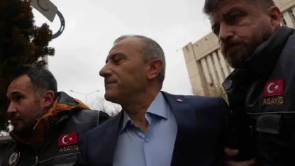 Tunceli eski Valisi Tuncay Sonel’in tutukluluğuna itirazı reddedildi