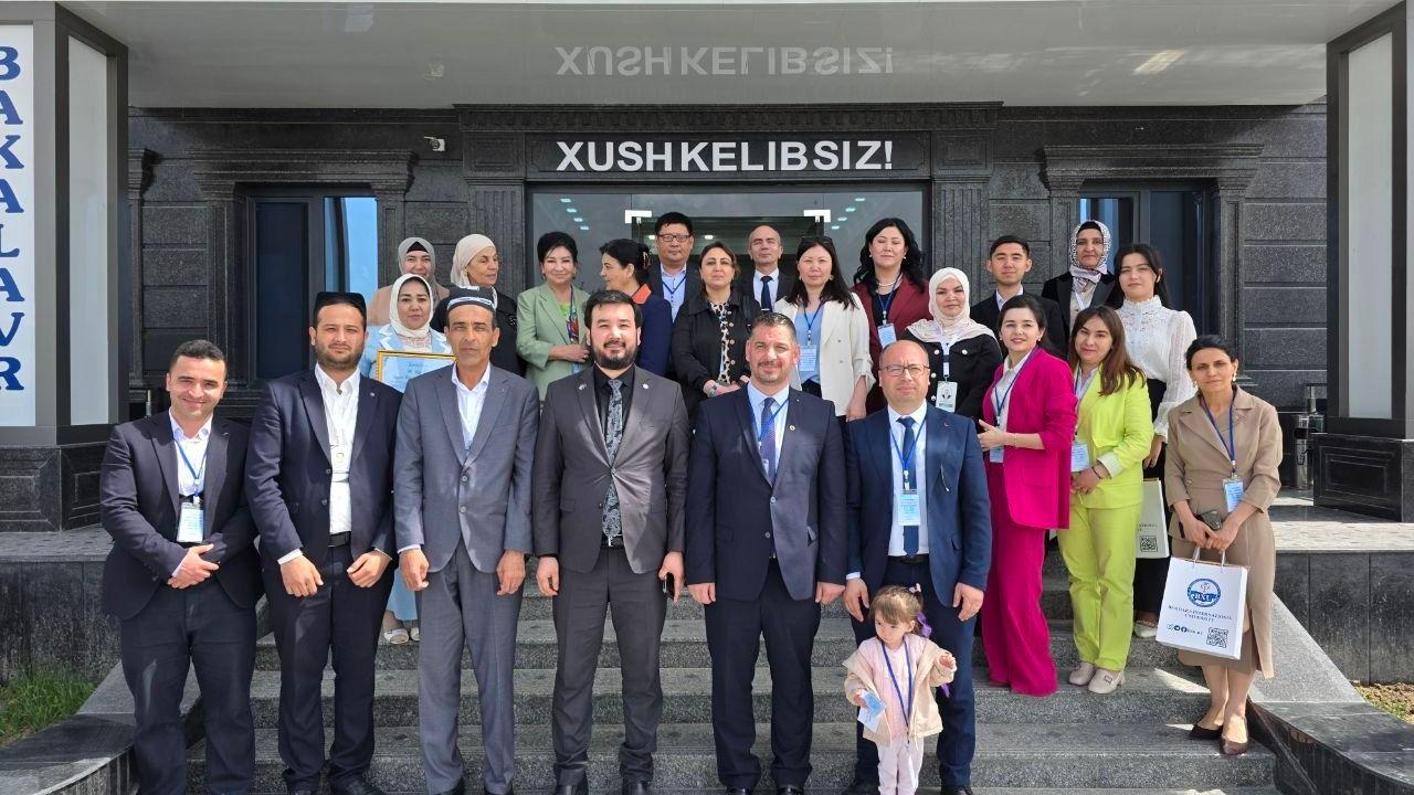 Türk dünyası akademisyenleri Buhara’da buluştu