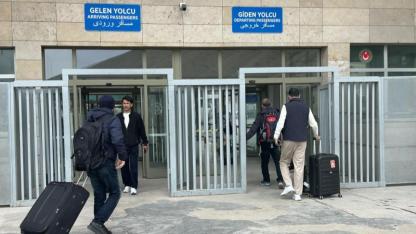 Türkiye-İran sınırında geçişler kontrollü devam ediyor