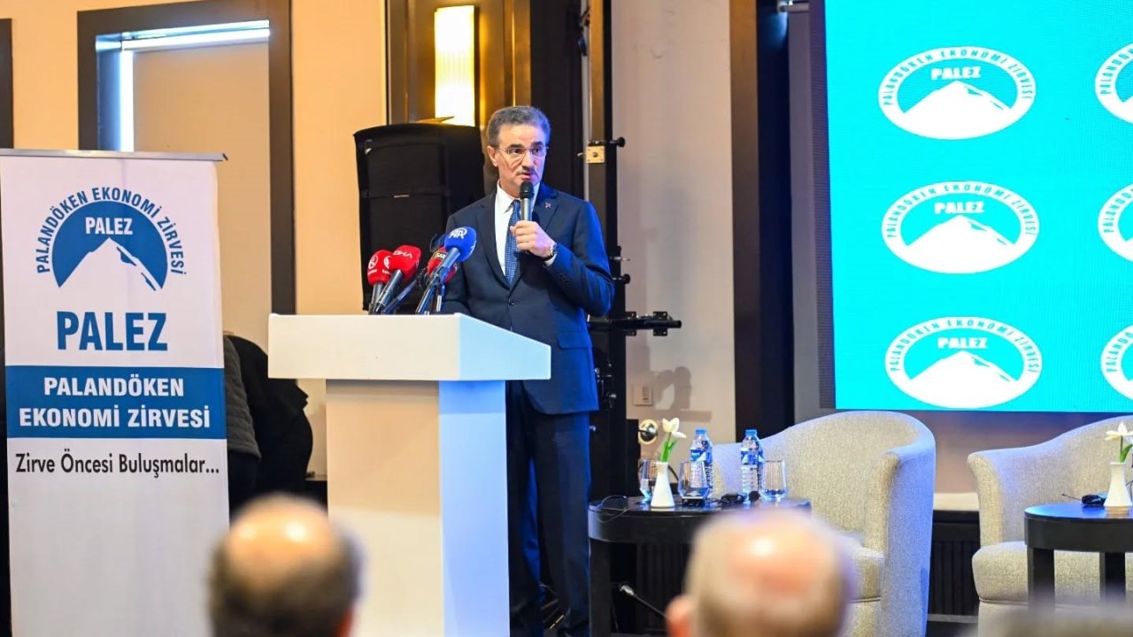 Vali Baruş, Palandöken Ekonomi Zirvesi’nde konuştu