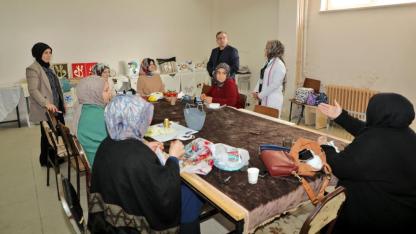 Vali Polat 30 Ekim Mahallesinde vatandaşlarla buluştu