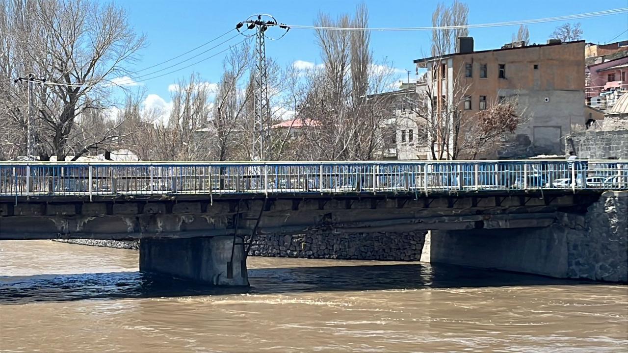 Vali Ziya Polat: İstikam köprüsü yeniden yapılsın