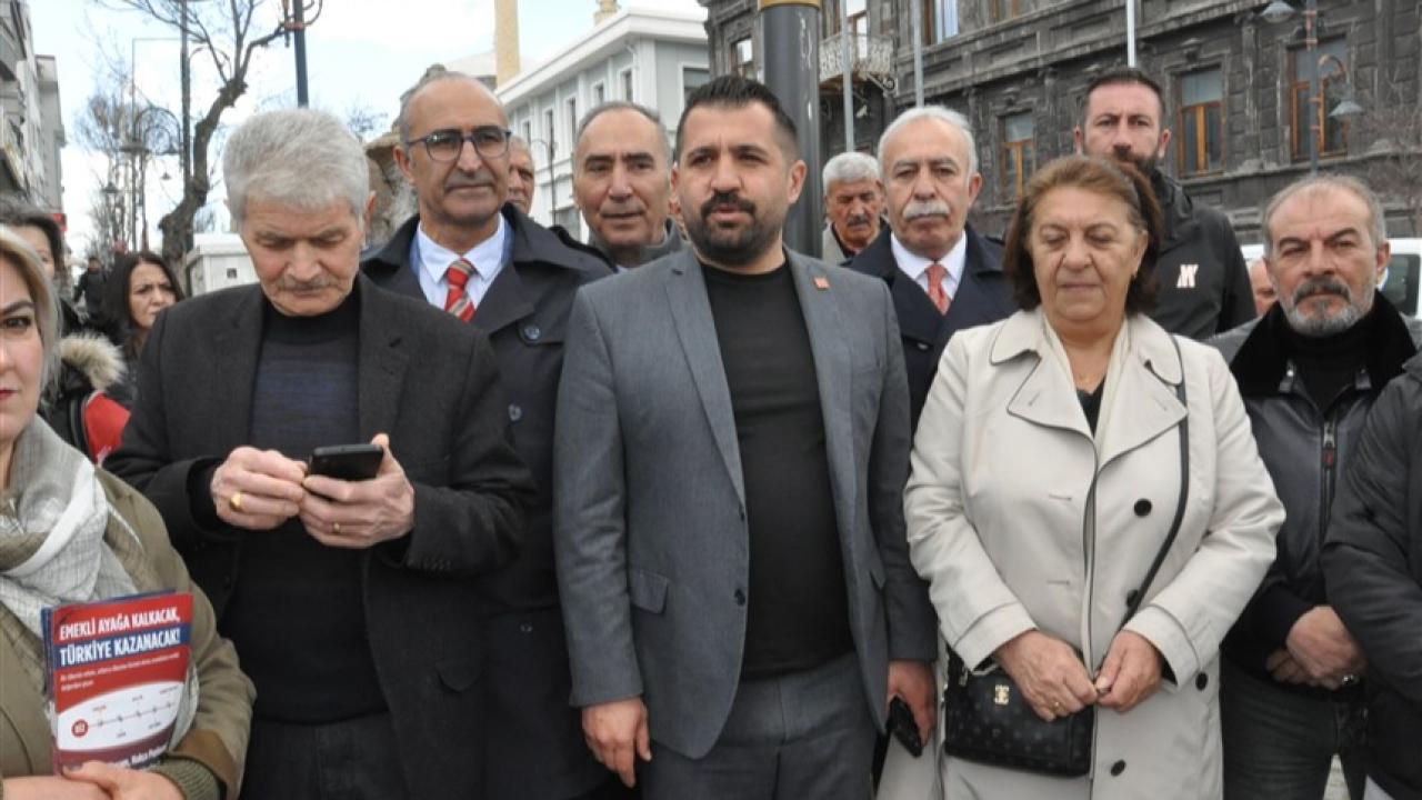 CHP, Kars’ta da sahaya inerek seçim startı verdi