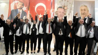 Erzurum ESOB’ta 7’nci kez güven tazeleyen Başkan Fırat: "Seçimler gönüllere girmekle kazanılıyor"