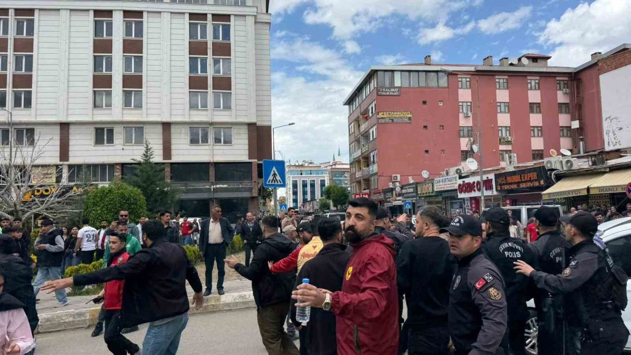 Iğdır’da kritik maç öncesi gerginlik: Taraftarlar arasında arbede