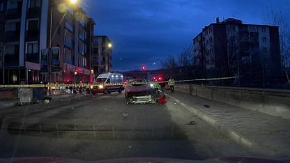 Kars’ta refüje çarpan araçtaki şahıs yaşamını yitirdi