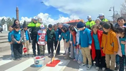 Kars’ta Trafik Haftası il genelinde kutlanıyor