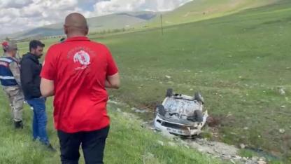Kontrolden çıkan araç şarampole uçtu