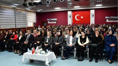 Koruyucu aile hizmeti Sarıkamış’ta tanıtıldı