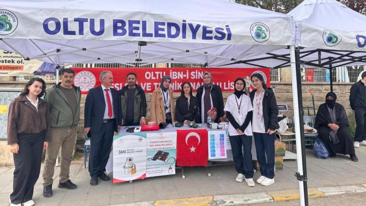 Maarifin kalbinde marifetli gençlik tansiyon ölçtü
