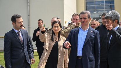 Vali Baruş’tan göç merkezlerine inceleme