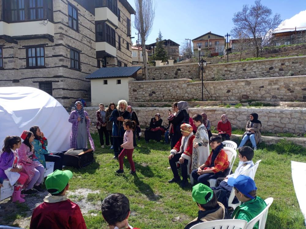 Malatya'da depremzede çocuklar için moral etkinlikleri düzenlendi